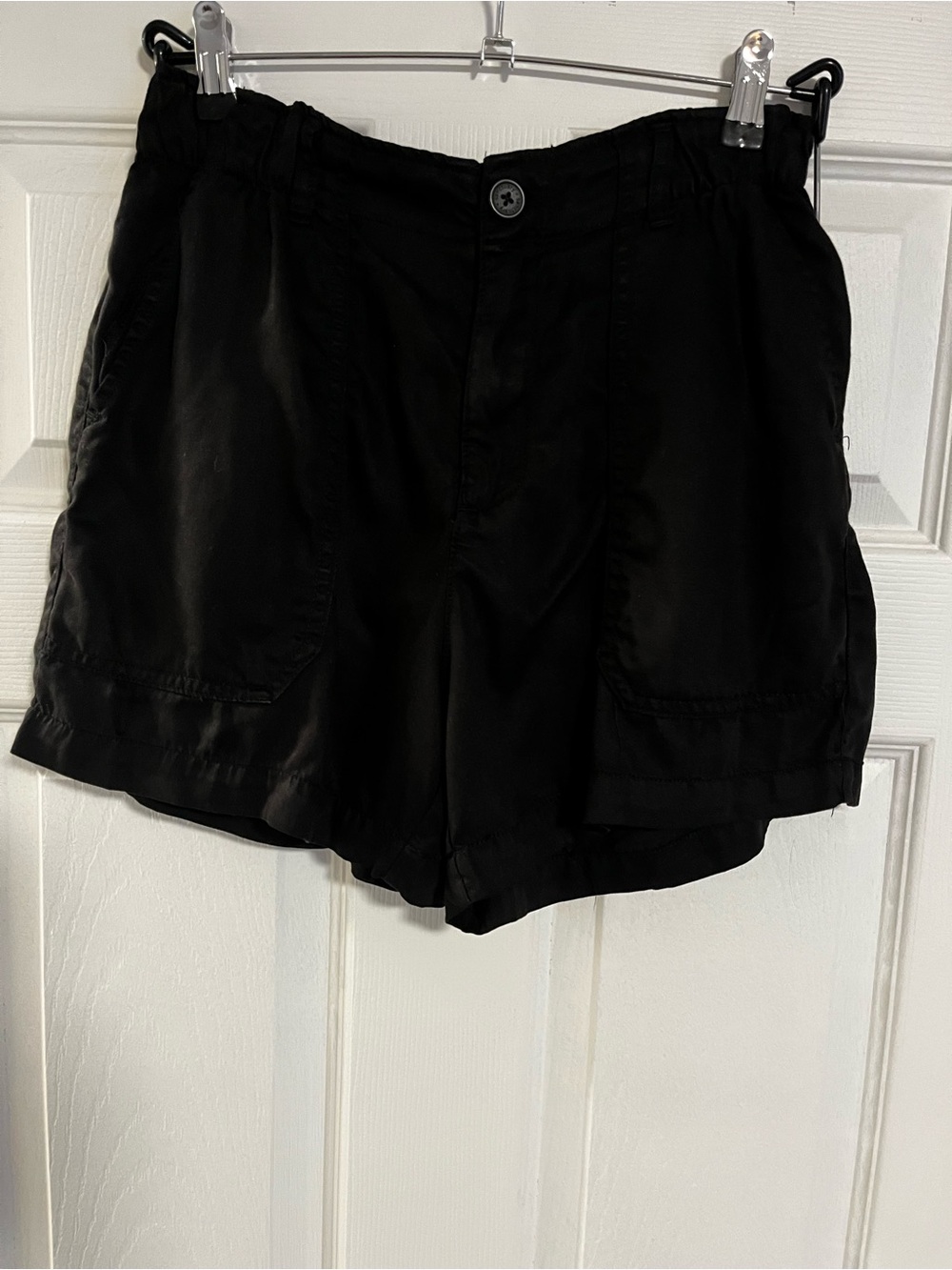 Sanctuary Black Drawstring Waist Utility Shorts